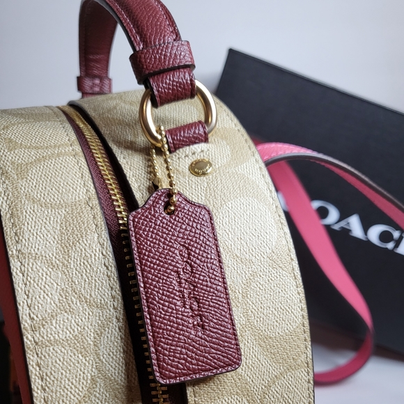 Coach Jordyn backpack - Picture 4 of 6